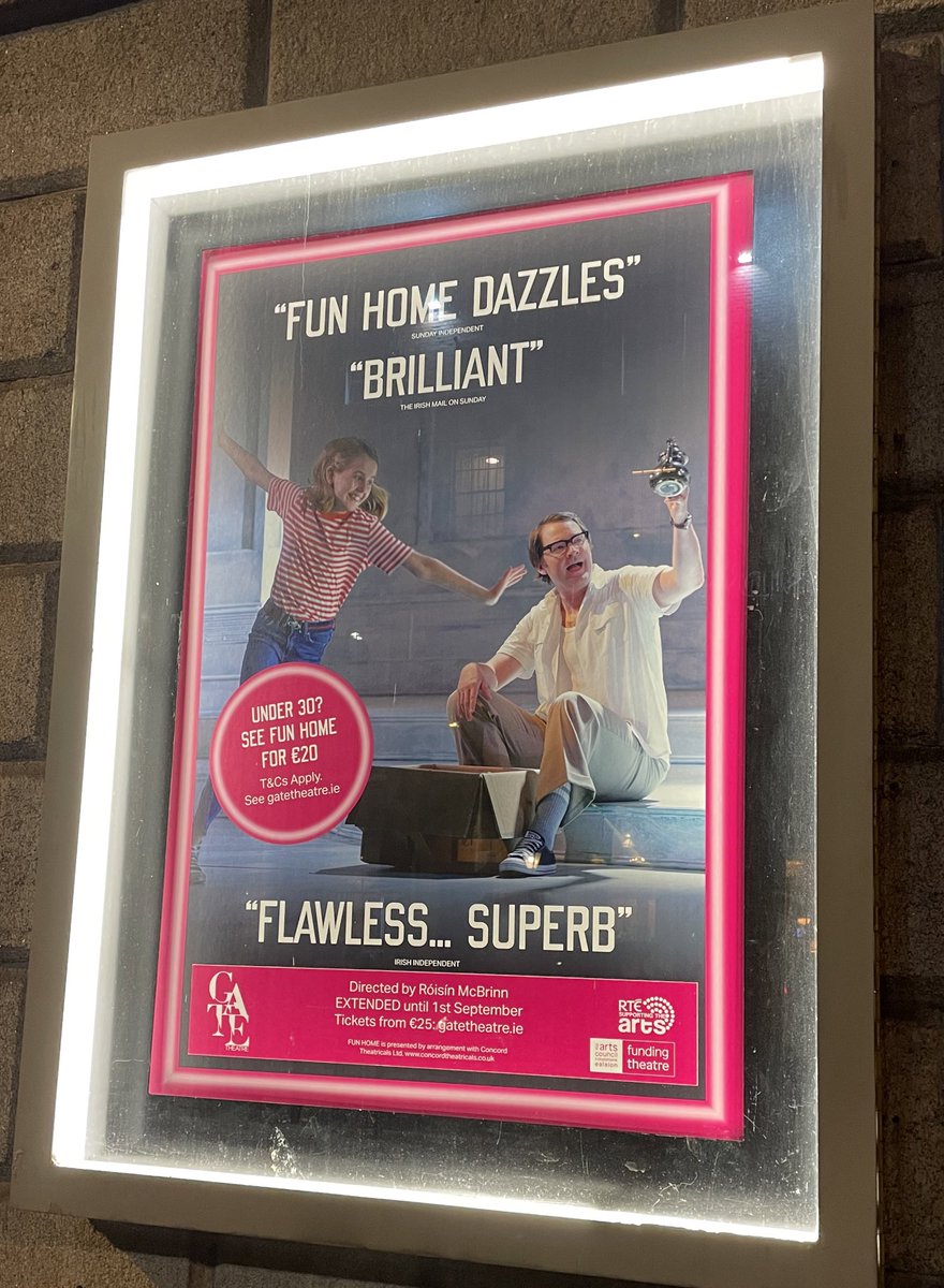 its_PaulWilkins's tweet image. Blown away by all at #FunHome @GateTheatreDub - huge shoutout to @killiandonnelly &amp;amp; #DavidHayes 🏠