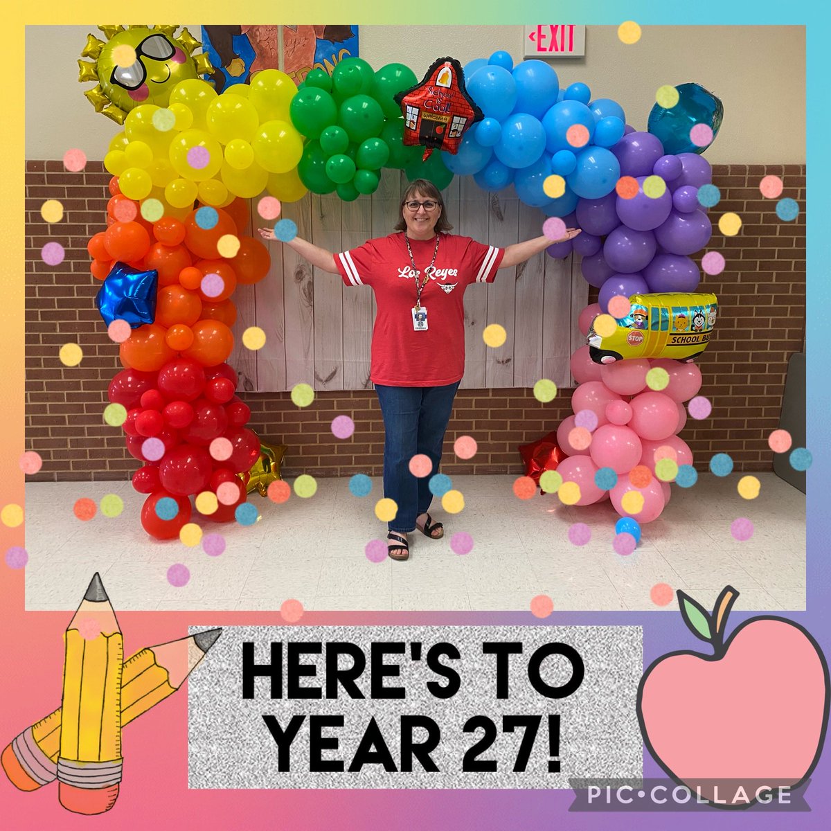 jillbee7's tweet photo. Today was MY first day back after a surprise bout of the stomach flu! 😳 But we had a wonderful day in the ⁦@NISDLosReyes⁩ STEM Lab. 💓⚙️🍎🚌✏️📚⭐️#thekingsofstem https://t.co/X85DXQjKD0