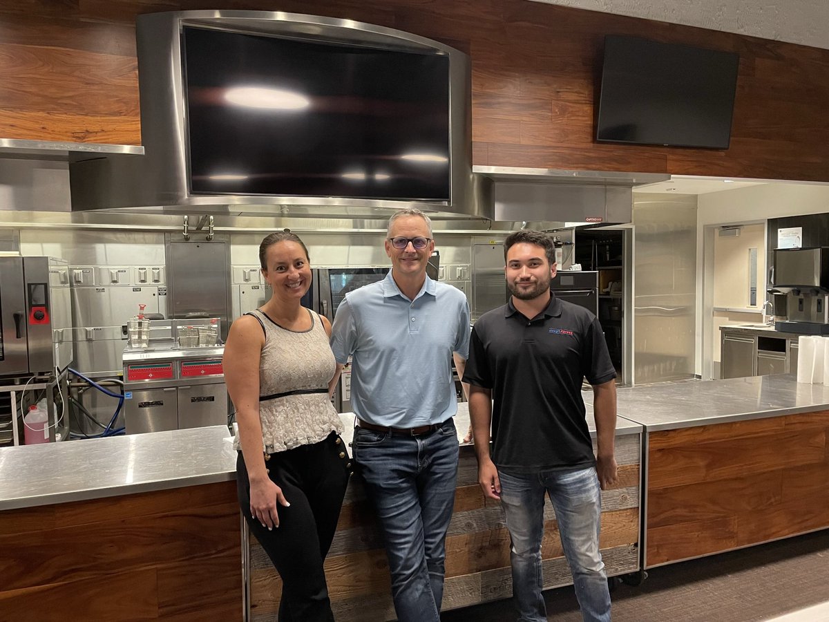 The doughXpress Sales Managers took a visit down to Texas last week. Thank you to <a href="/epikitchen/">Equipment Preference, Inc.</a> for hosting and taking care of Isaac and Daniel. 🤙🏻🤟🏻 

Pictured (L to R): EPI’s Kimberly Boyles and Doug Durrwachter, doughXpress Western Regional Sales Manager Daniel Raio Jr.