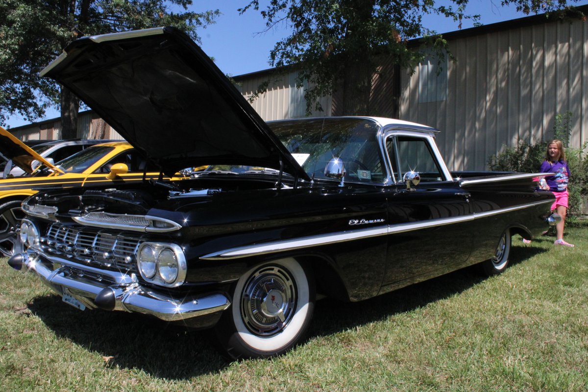 ABC_autocare's tweet image. From Wrecked to Remarkable: Witness the Magic of Restoration! 🌟✨ Our Body Work &amp;amp; Mechanical Services bring life back to damaged vehicles, turning them into showstoppers. Flawless paint, roaring engines – your dream ride reborn. 🚗💥 #AutoBeautyCenter #RestorationMasters