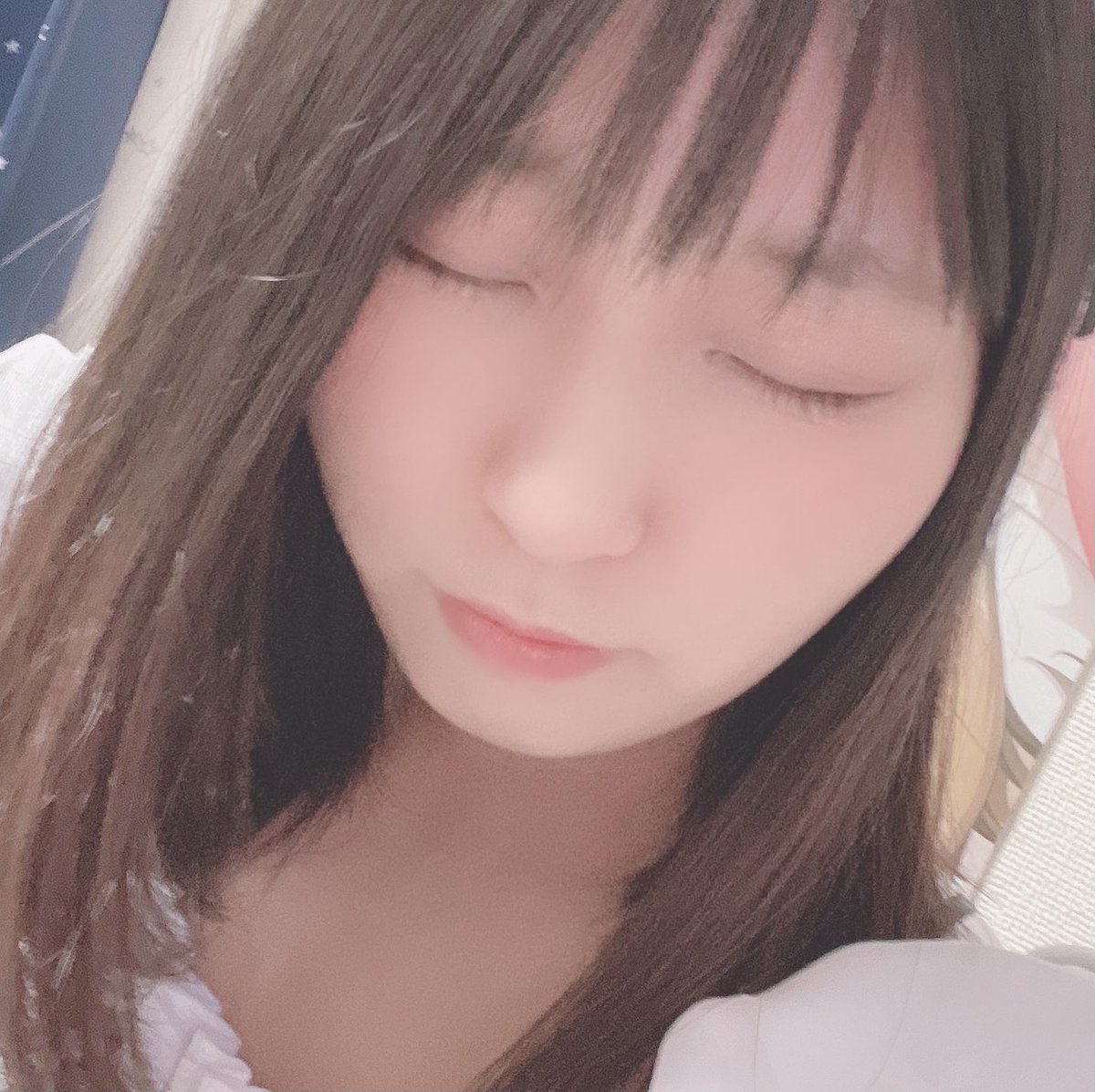 maple_ganndaru's tweet photo. 自撮りスキル一向に上がらなかったので、3年前の自撮りアプリで撮ったやつ置いて置きます(数年ぶりの再掲)

これはメイクもしてます https://t.co/eY8z8OVUIE