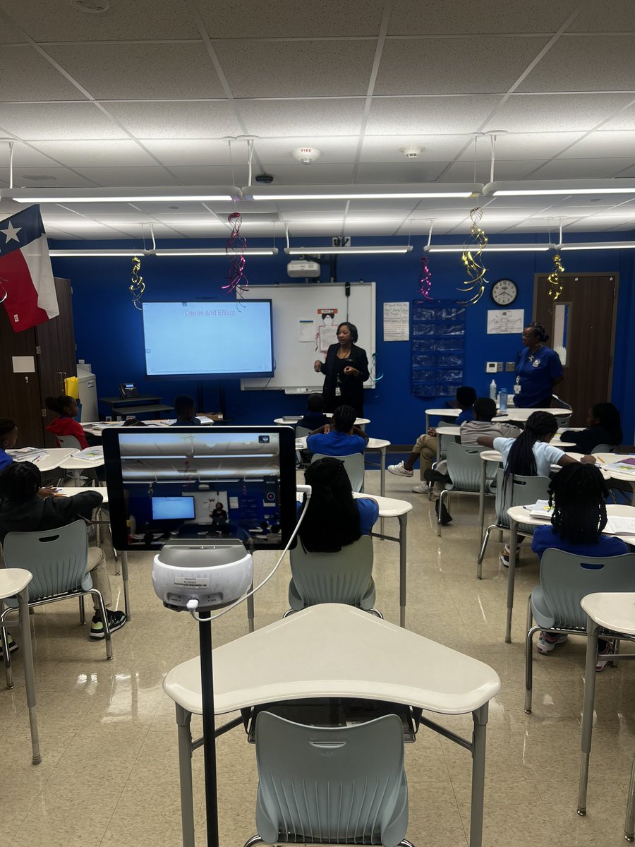 John E. Codwell Elementary Magnet (@jecemagnet) on Twitter photo Day #3 and we are Camera 🎥 Coaching with Swivl 📱In the moment! Way to go <a href="/MilesVonnetta/">Vonnetta Miles</a> and 4th grade RLA teacher Ms.Ford! @TeamHISD @HisdSouth <a href="/JohnKimAP4U/">John Kimble</a> <a href="/punch_shawna/">Shawna L Punch</a> #Amplify 🧡 Day #3 and we are Camera 🎥 Coaching with Swivl 📱In the moment! Way to go <a href="/MilesVonnetta/">Vonnetta Miles</a> and 4th grade RLA teacher Ms.Ford! @TeamHISD @HisdSouth <a href="/JohnKimAP4U/">John Kimble</a> <a href="/punch_shawna/">Shawna L Punch</a> #Amplify 🧡