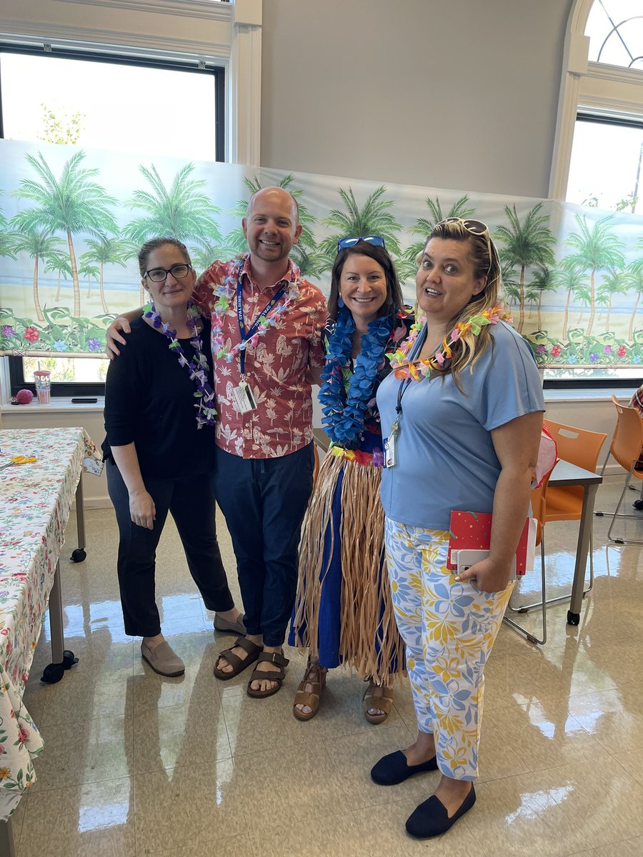 kjglobal88's tweet image. Enjoyed the @SpaldingU MSN ice cream 🍨 social for nursing graduate students, faculty, &amp;amp; staff 2day! Thank u Dr. Missy Hawes 4 hosting. Gr8 2 c our nursing school leader Dr. Watson &amp;amp; nursing faculty as well. #spaldingu #graduatenursing #mtnott #graduatestudies #leadership