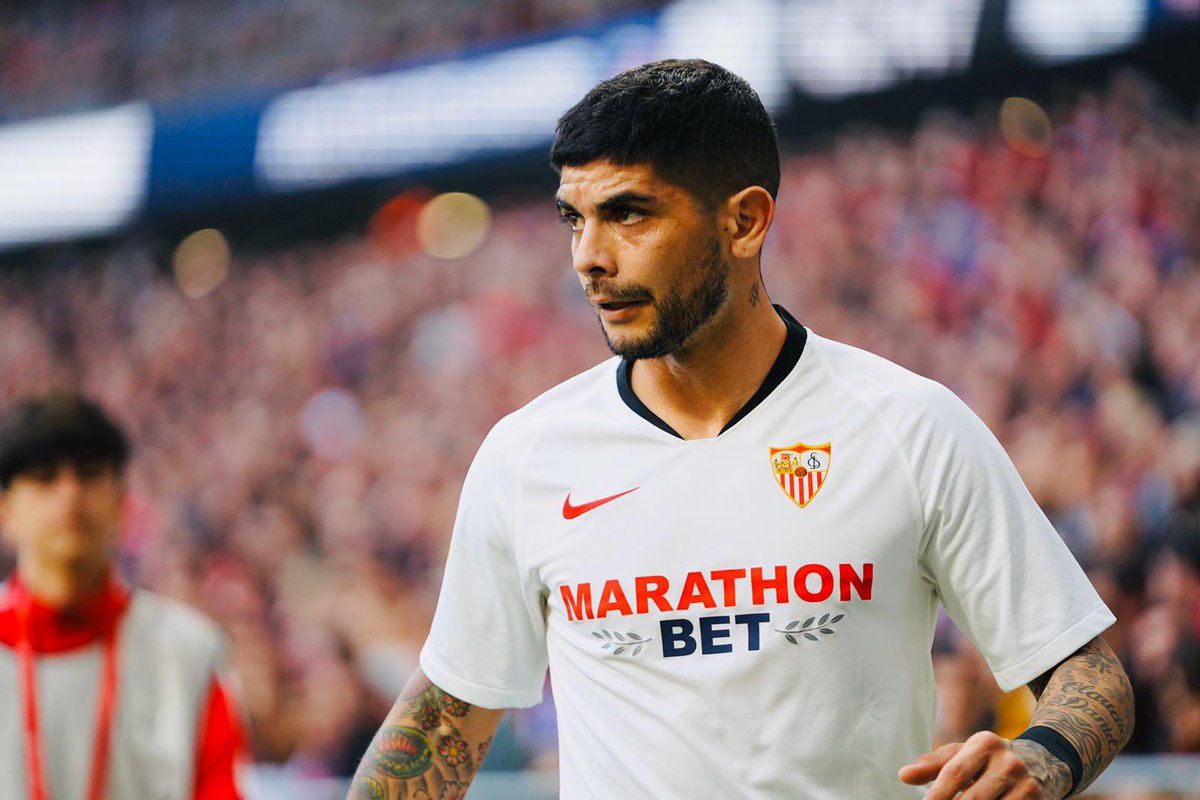 GxlDeBanega's tweet image. ¿ Te gustaría ver de nuevo a Ever Banega en el Sevilla ?

RT: No

❤️: Si