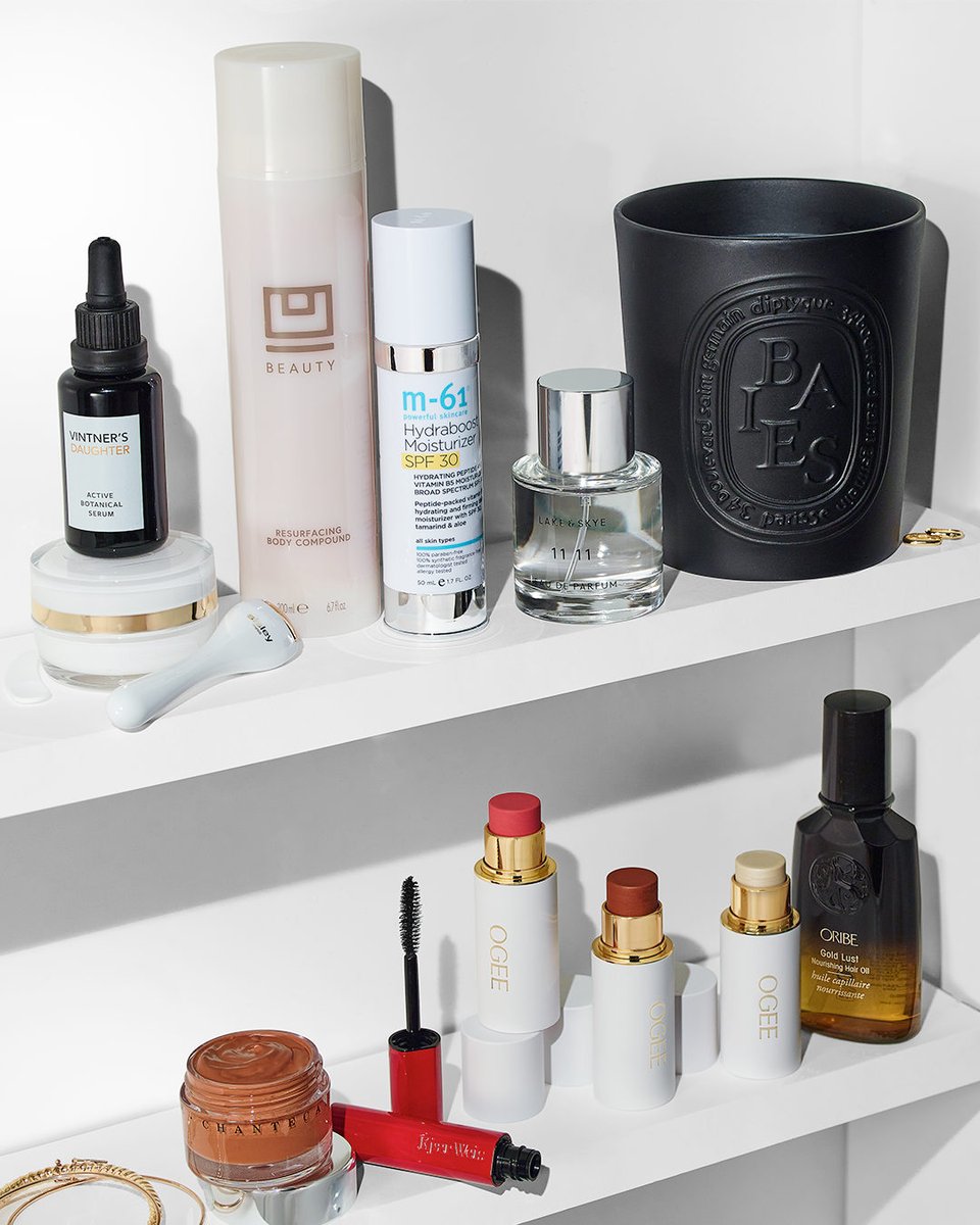 What's in *your* beauty collection? Your fellow <a href="/bluemercury/">Bluemercury</a> shoppers can't get enough of these formulas, so if you haven't tried them yet, it's time to add 'em to your cart 🛒 Tap to shop now. 👇
bit.ly/3qyCBvT