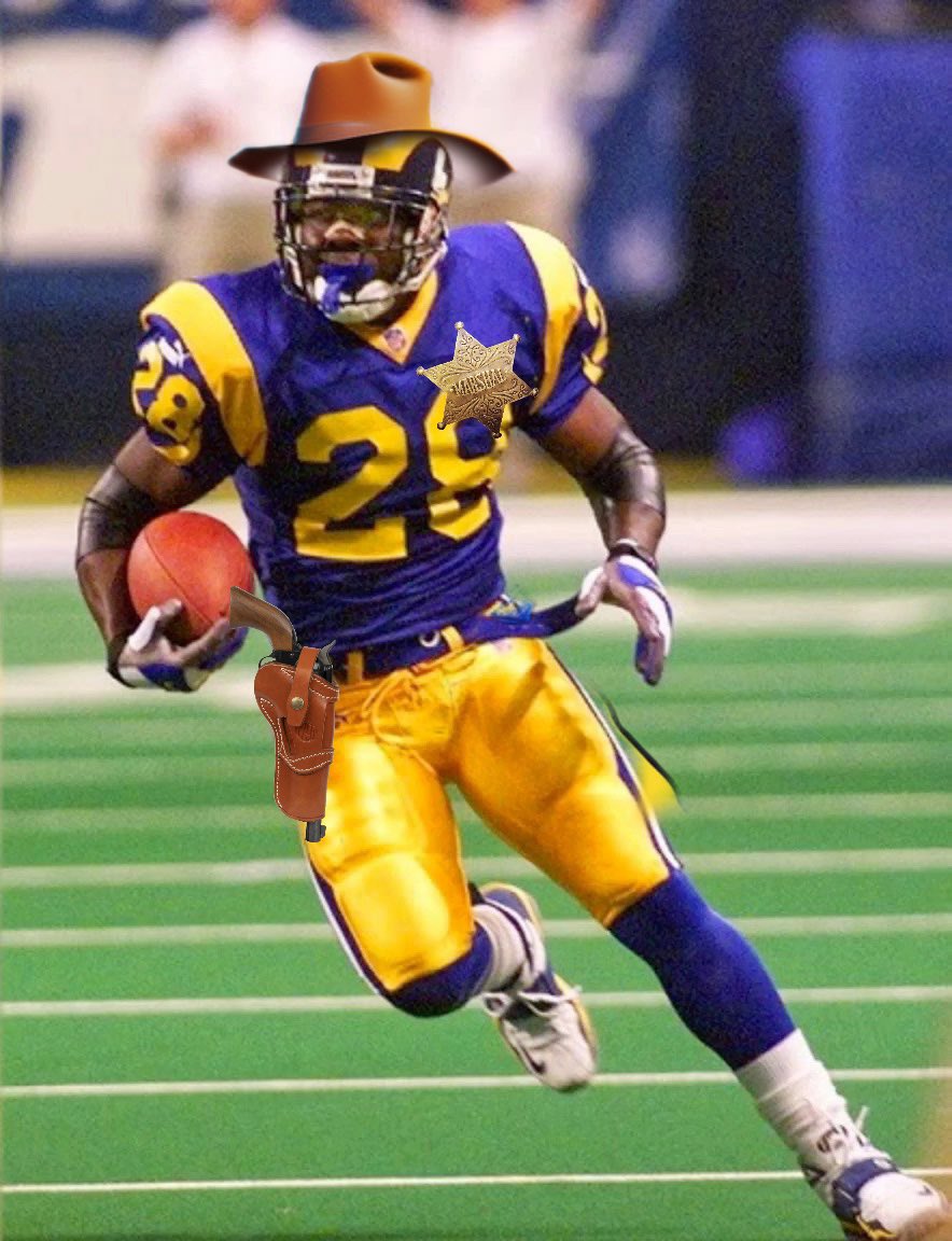 kevnivek_'s tweet photo. Marshal Faulk is going to lay down the law in the @ADP_PodcastFF draft tonight on @bite_sizesports! Subscribe to be notified when we go live. 

https://t.co/uV7EW2N6vl https://t.co/NhRHRQHrA5