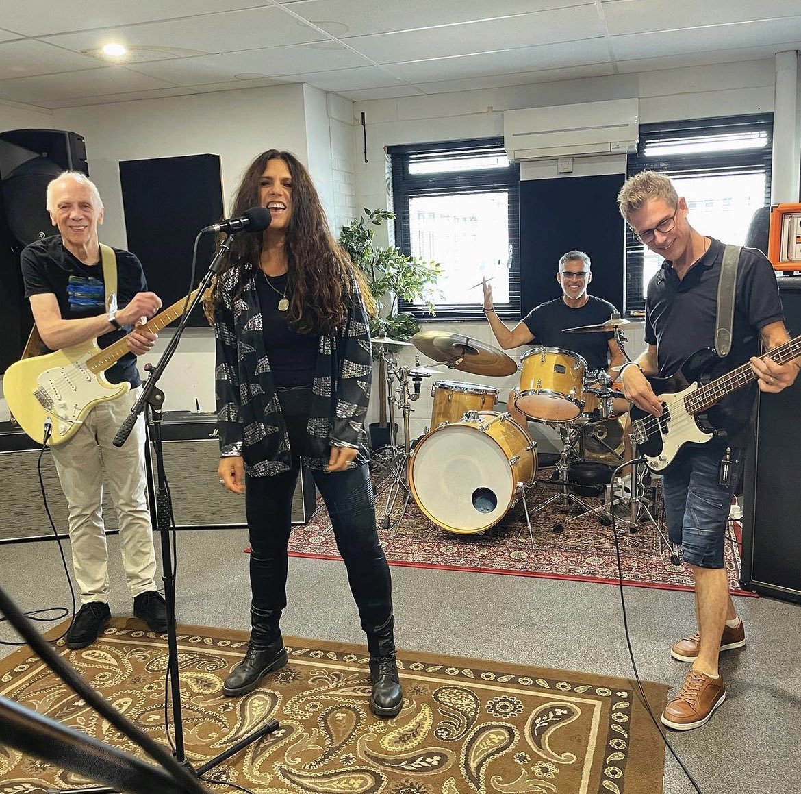 🎶 Jam-Packed Day with the legend @robintrower ! 🎸✨ Had an absolute blast rehearsing for the upcoming video shoot featuring tracks from the new album ‘Joyful Sky.’ 🎥 We’ve got the week to fine-tune every note. We’ll soon be ready to bring these songs to life for your eyes and
