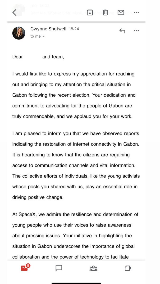 AmaliaMbt's tweet photo. #Gabon #GabonElections : Avec le groupe FREE GABON anglophone, nous avions contacté l’entreprise Space X avec l’espérance qu’ils nous aident à rétablir internet au Gabon afin que nous communiquons avec nos familles. Voici leur réponse. La nouvelle génération est DIGNE 🇬🇦 https://t.co/gxx3euOXN0