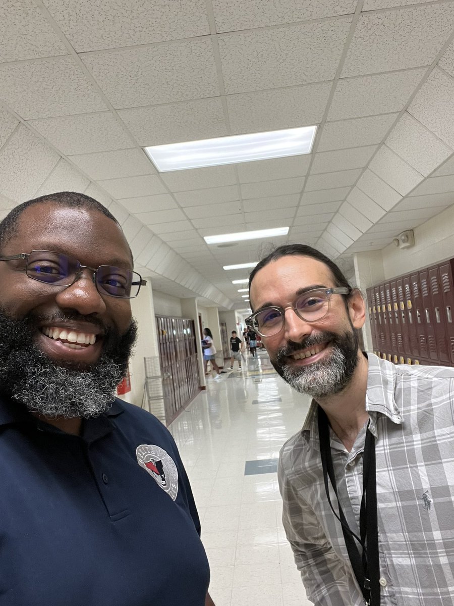 mason_roderick's tweet photo. π Welcoming Mr. Perkins to the HMS family! π«π Your hard work and dedication to our seventh graders have already made a difference. ππ Thank you for joining us on this exciting journey! π #NewBeginnings #HeritageStrong πͺ @HeritageMiddle1 #HMSthemiddleofthemiddle https://t.co/NlIJNdDDcD