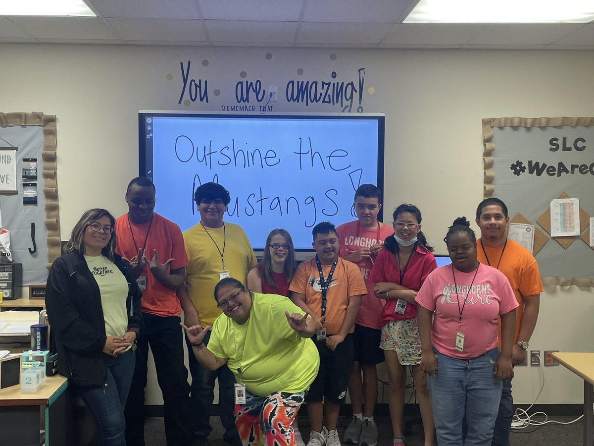 JessicaLara9's tweet photo. LETS OUT SHINE THE MUSTANGS!!!!!!
#WeAreGRHS #WeAreGRSLC #WeAreGr 
@pinkpatterson https://t.co/AkP1m7VQsb