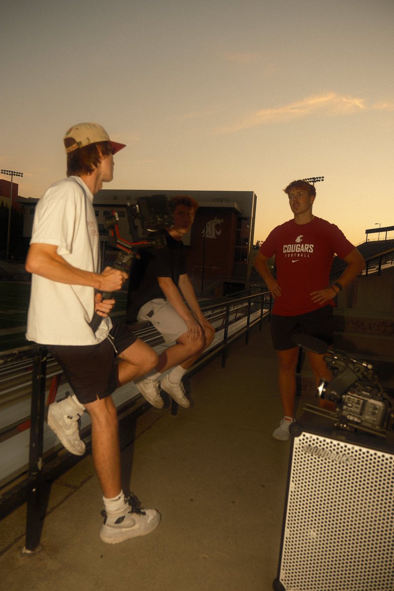 Dhobbs92's tweet photo. Behind the scenes presented by @FujifilmX_US
First one out, shoutout the squad @CarsonRorick @scottboldtphoto @BraydenStimach #TwitterlessMitch
#GoCougs https://t.co/ZdXdrqHeWo