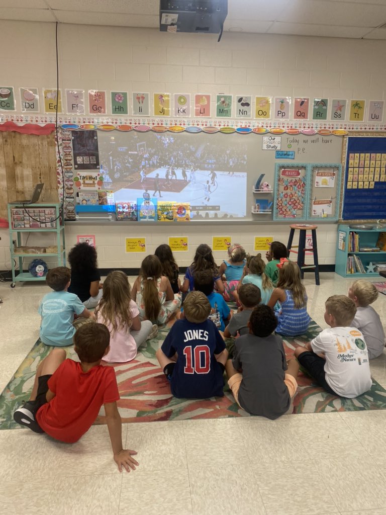 Mackenzie Duell tweet media