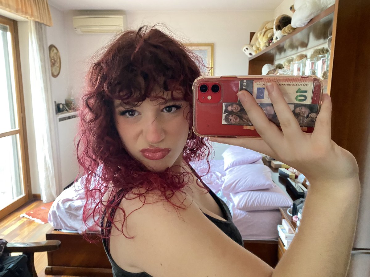 sof__ii's tweet image. save your tearsssss