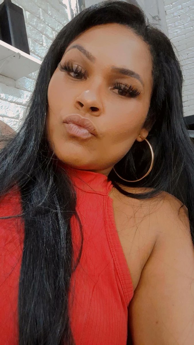 AnaDeis07739544's tweet photo. Viver intensamente é minha maneira de agradecer pela vida..obrigada,a vida,por me permitir erra,melhorar e seguir!! 🍃
#gratidão
#sigoinvicta https://t.co/D2v4yNLdOp