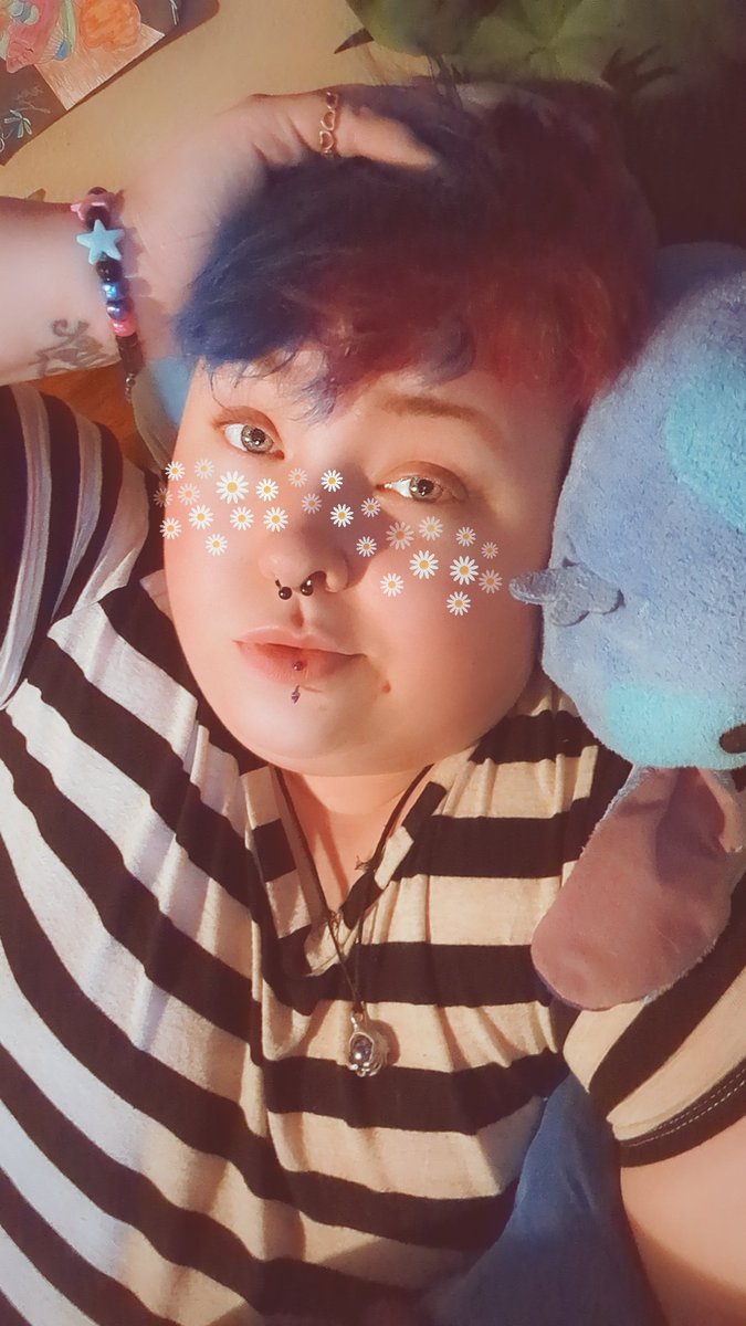 Ajonstring's tweet photo. Autism doesn't have a look 
QT this with your beautiful faces (if you feel comfy) https://t.co/x90nu4PjdT