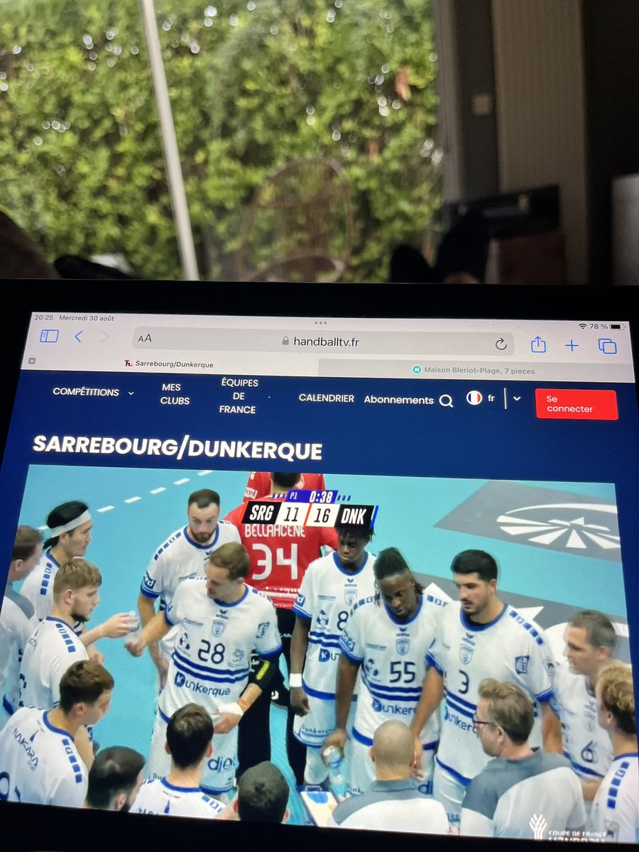 Retrouvaille entre @USDKDunkerque et Arnaud Calbry en coupe de France…Dunkerque mène de cinq buts ! #handball