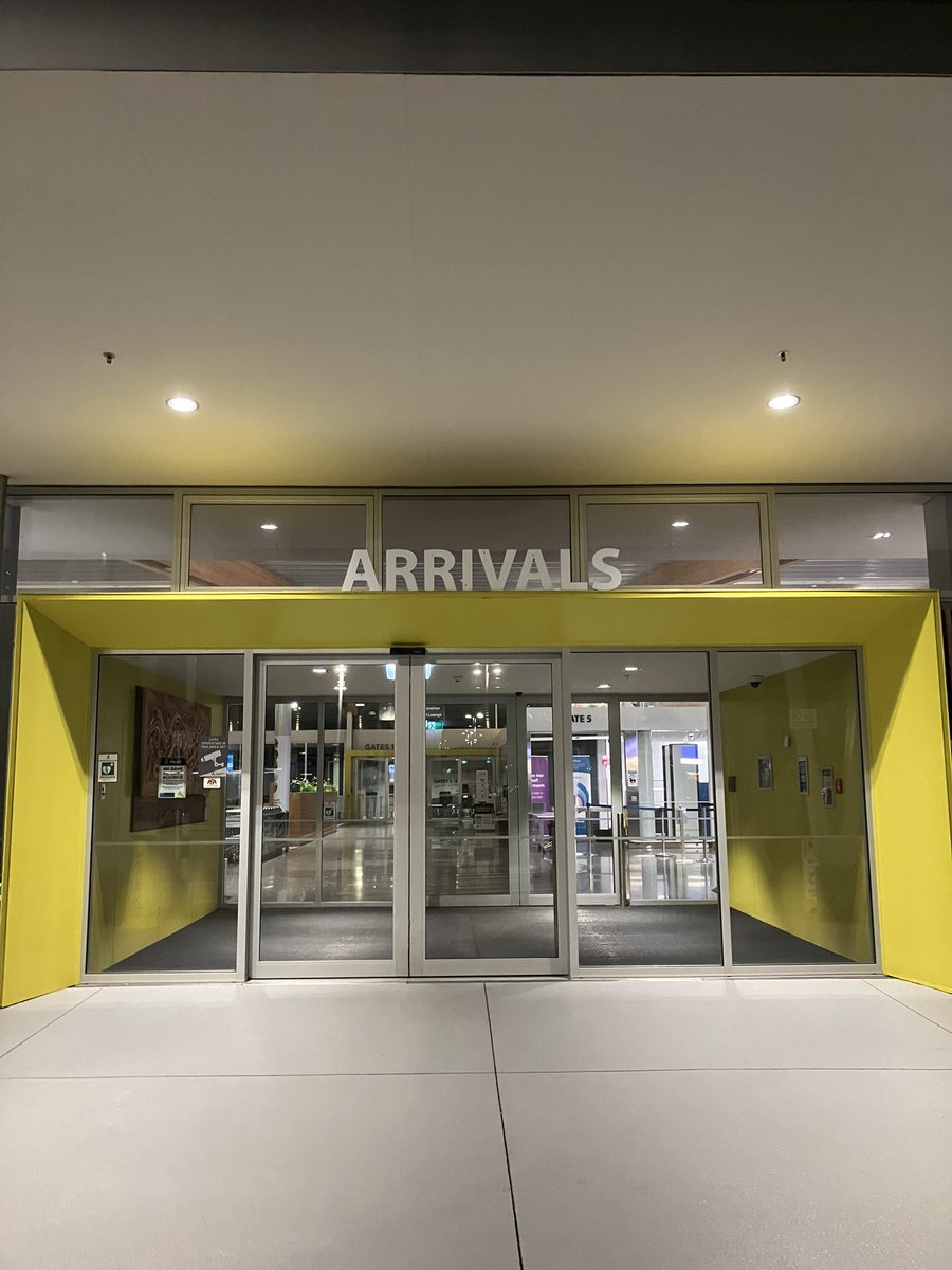 kiwipycon's tweet image. 15 days to #KiwiPyCon #Waihōpai #Invercargill

There’s been speculation in Mastodon about the actuality of Invercargill Airport IVC NZNV.
Behold photographic evidence.

Invercargill Airport has the second best runway in AoNZ (only 200m shorter than AUK). Super safe for 🛫🛬✈️🛩️