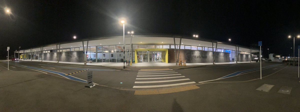 kiwipycon's tweet image. 15 days to #KiwiPyCon #Waihōpai #Invercargill

There’s been speculation in Mastodon about the actuality of Invercargill Airport IVC NZNV.
Behold photographic evidence.

Invercargill Airport has the second best runway in AoNZ (only 200m shorter than AUK). Super safe for 🛫🛬✈️🛩️