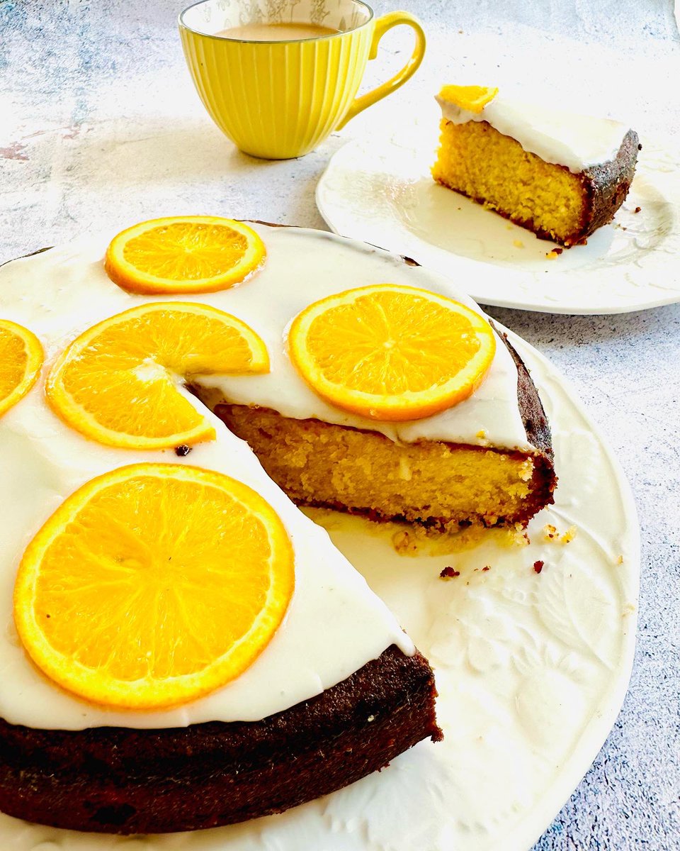 BestRecipesUK's tweet photo. This afternoon I made this delicious Orange Drizzle Cake. 

Check out the recipe https://t.co/D7p5Vwmgdm

#RecipeOfTheDay #cake #afternoontea #baking #drizzlecake #orangecake https://t.co/qhSPTobvc5