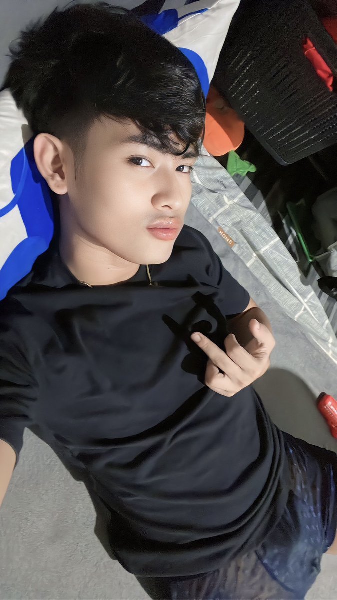 kneelsullivan's tweet photo. sipsipin mo https://t.co/PxoWTdwGE8