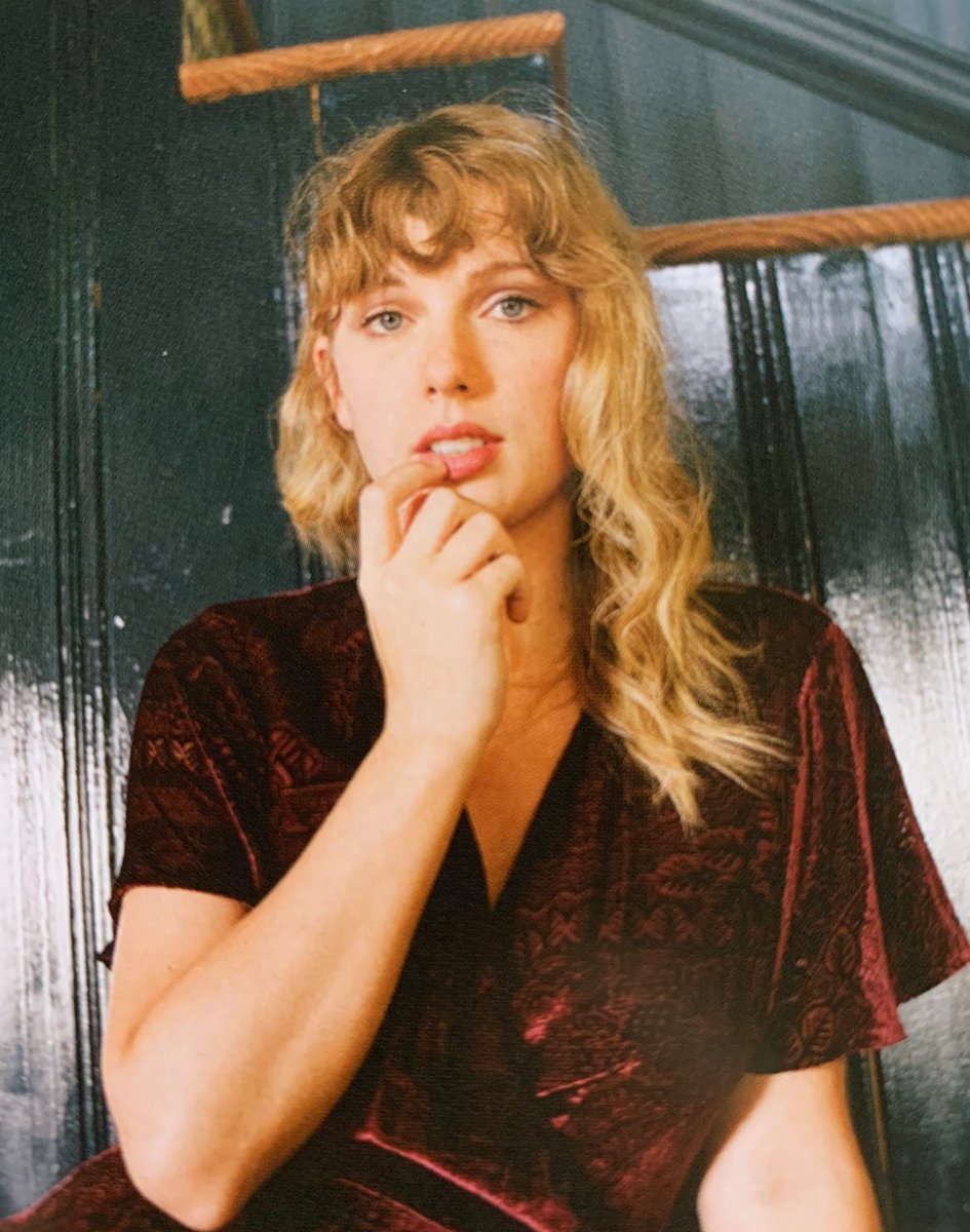 TheSwiftSociety's tweet photo. 🎧| "mad woman" had its BIGGEST day since 2020 on Spotify!

— With 253K streams yesterday. https://t.co/3yrHGGmDVG