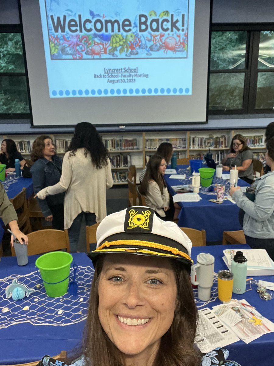 LyncrestSchool's tweet photo. Welcome Back, Lyncrest Staff!  It’s so great to SEA you as we Dive Into Learning this school year!  #FINtasticteachers #JAWsomeschoolyear #Lyncreststars https://t.co/2aphnycaHq