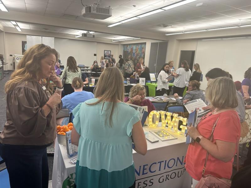 RISDcounselors's tweet photo. As we learned last night at the RISD Fall Resource Fair, there are so many ways our community resources partners can collaborate with us to #buildbetterhumans https://t.co/pheOyZ7Gy5
