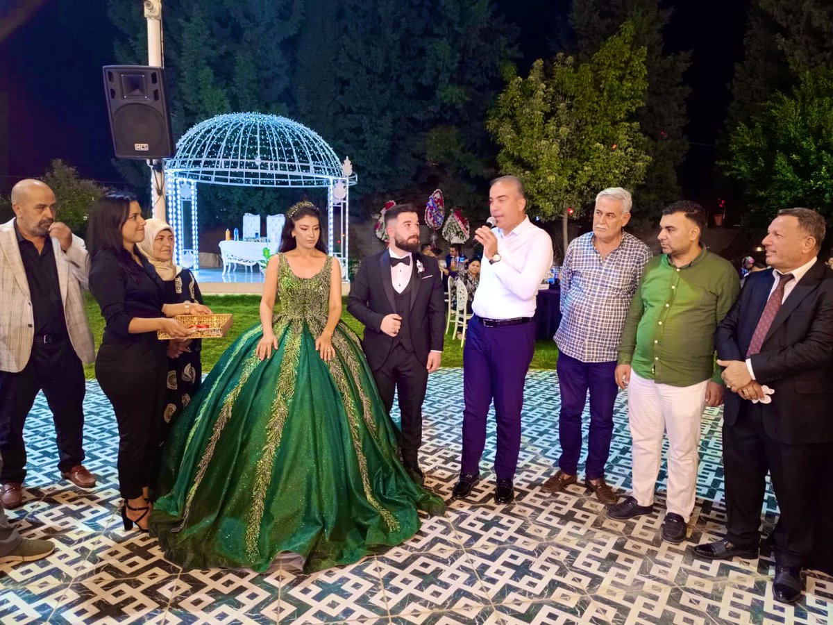 omererdalclk's tweet image. #Topal &amp;amp; #Kalı ailesinin Nişan merasimine değerli teşkilatımızla katıldık.. 

Evliliğe ilk adım atan gençlerimizin ve ailelerinin mutluluğuna eşlik ettik.. 

Her iki aileyede hayırlı olsun. #FatmaNur &amp;amp; #MehmetAli kardeşlerimize tebriklerimi diliyorum.💐