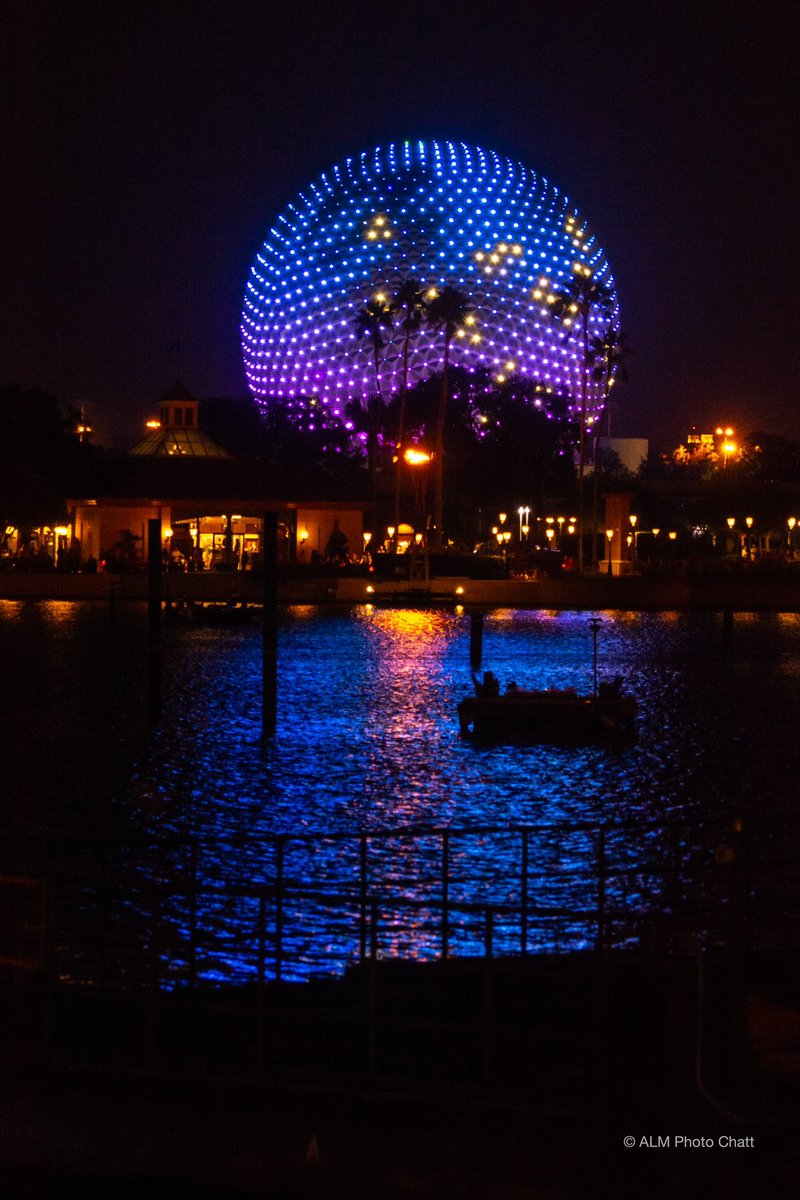 adam_ap_wdw's tweet image. Parks at night. #wdw #WaltDisneyWorld #HollyWoodStudios #epcot #magickingdom #Nikon #disneyworld #disneyphotography