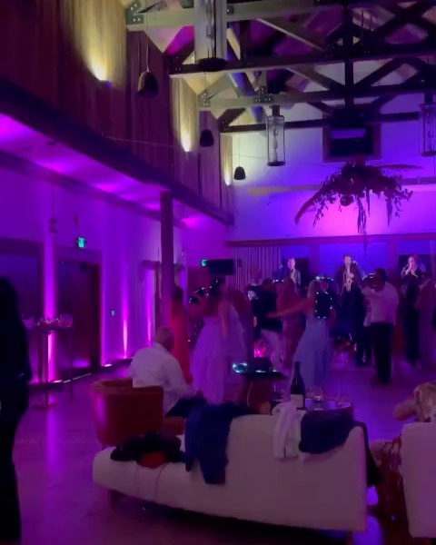 We’re totally loving how eventsbykillian went all out for her event with uplighting and the gobo light! The vibes are immaculate 💕💞💖