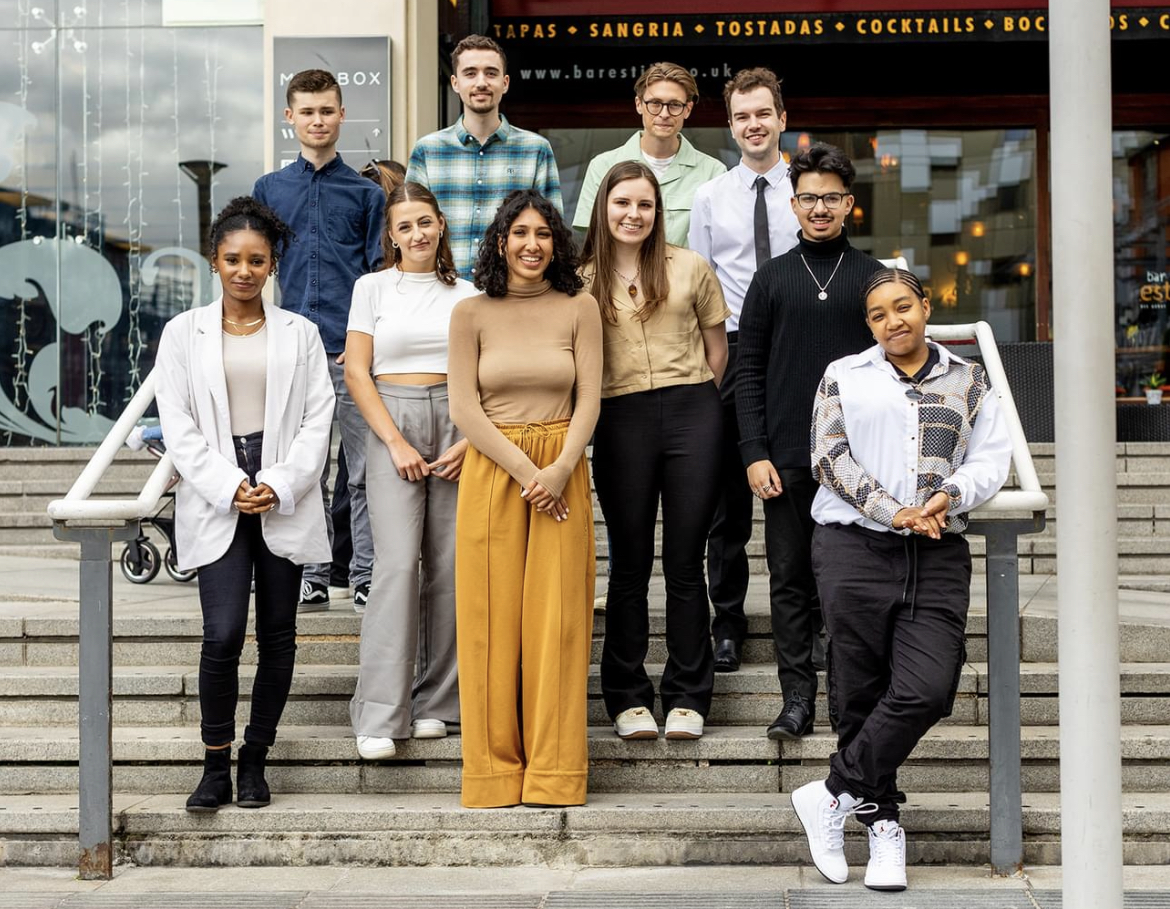 What a great photo of the @BBC #Birmingham 2022 cohort outside @Mailboxlife 🎉 courtesy of BBC Apprentice Hub 👏👏👏 #Birmingham #BBC #Brum #MailboxLife