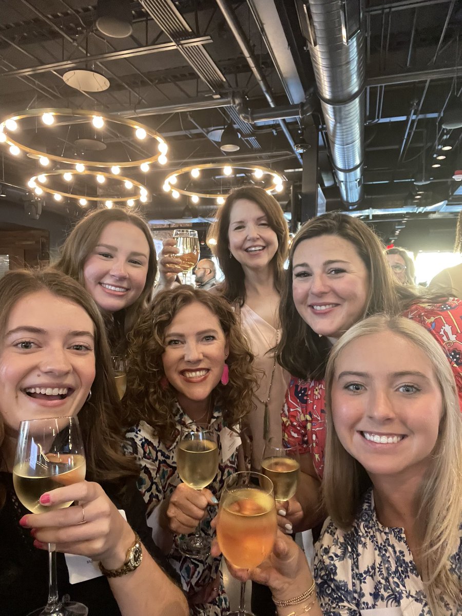 mcneelybrockman's tweet photo. Last night, our team celebrated the 37th Annual @prsanashville Parthenon Awards. #TeamMBPR was honored to be recognized by our peers for the work we do on behalf of our clients. Thank you @prsanashville for hosting a great event @GEODISPark! https://t.co/9LKD3QJ5vT