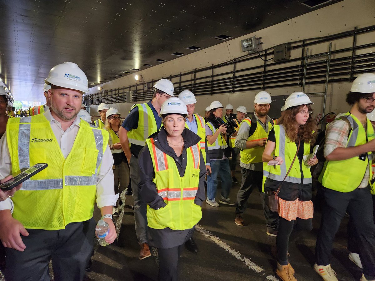 Andrea Perdomo-Hernandez (@am_perdomo) on Twitter photo Gov. Maura Healey is touring the Sumner Tunnel w/ <a href="/MassDOT/">Mass. Transportation</a>'s highway administrator Jonathan Gulliver to survey work done while the tunnel has been closed for repairs over the last 8 weeks. The tunnel is scheduled to reopen Sept. 1 Gov. Maura Healey is touring the Sumner Tunnel w/ <a href="/MassDOT/">Mass. Transportation</a>'s highway administrator Jonathan Gulliver to survey work done while the tunnel has been closed for repairs over the last 8 weeks. The tunnel is scheduled to reopen Sept. 1