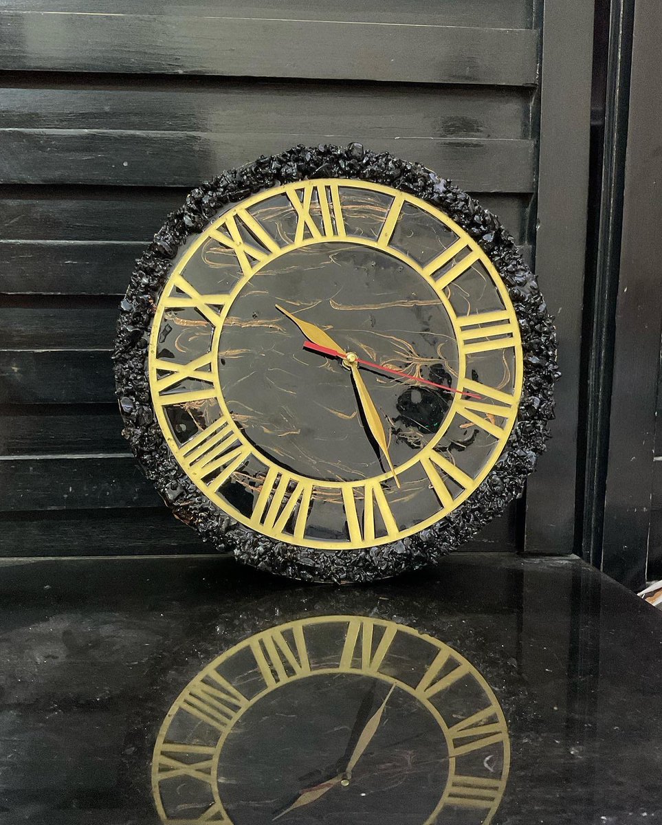 Resin wall clock for sale!!
black and gold epoxy resin wall clock 
20% discount avail
now 90$
#artforsale #resinwallclock #art #commissionsopen #homedecor #Household #needart #wallclock