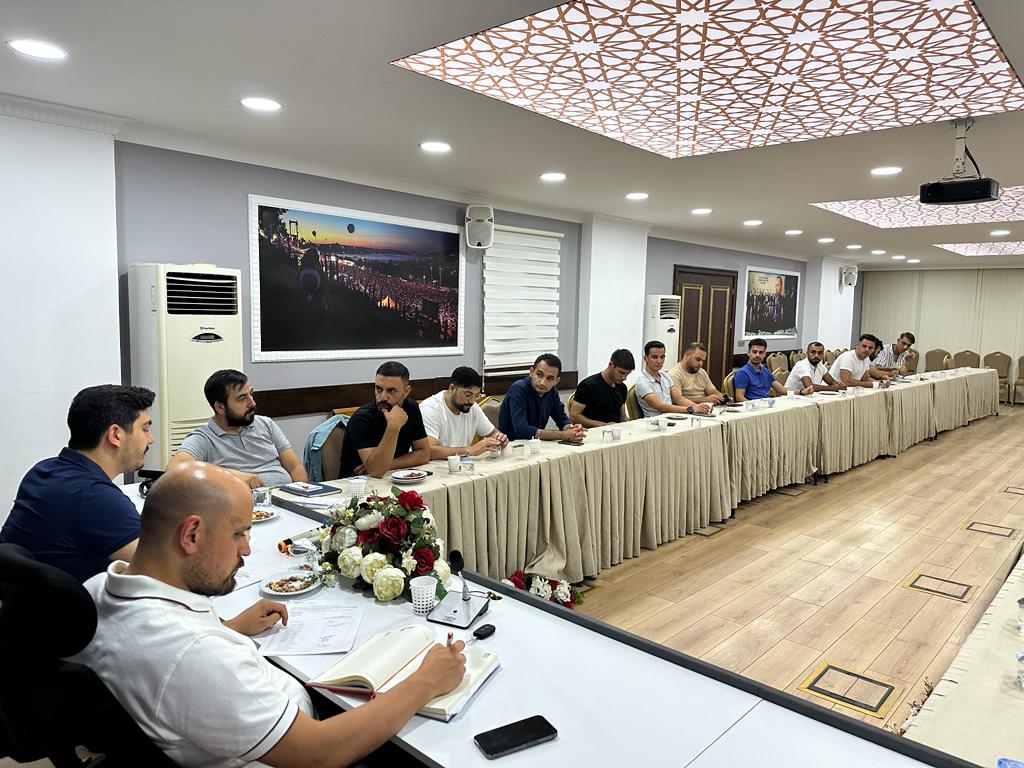 Gençlik Kolları Başkanımız <a href="/ercndnr/">Ercan Döner🇹🇷</a> İl Sorumlumuz @habibarut katılımı ile haftalık olağan Yönetim kurulu toplantımızı gerçekleştirdik. 
 
Toplantımız Hayırlara vesile olsun. 🇹🇷

<a href="/eyupkadirinan/">Eyyüp Kadir İnan</a> 
<a href="/CCekerek/">Muhammed Cem Çekerek</a> 
@habibarut
<a href="/ercndnr/">Ercan Döner🇹🇷</a>