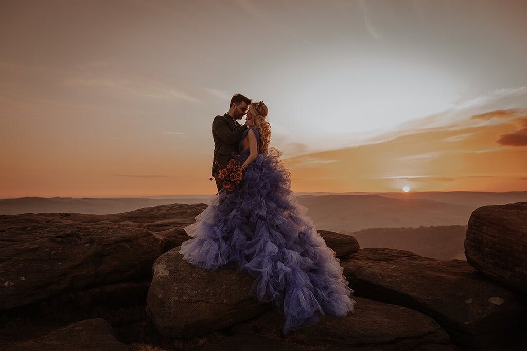 So August has been absolute chaos and I’ve been buried underneath bridal work and jewellery making and instagram has been completely abandoned.  I’m so behind with posting as this incredible shoot has already been featured in @yourdaymag - it’s an absolu… instagr.am/p/CwlEnnxMvyx/