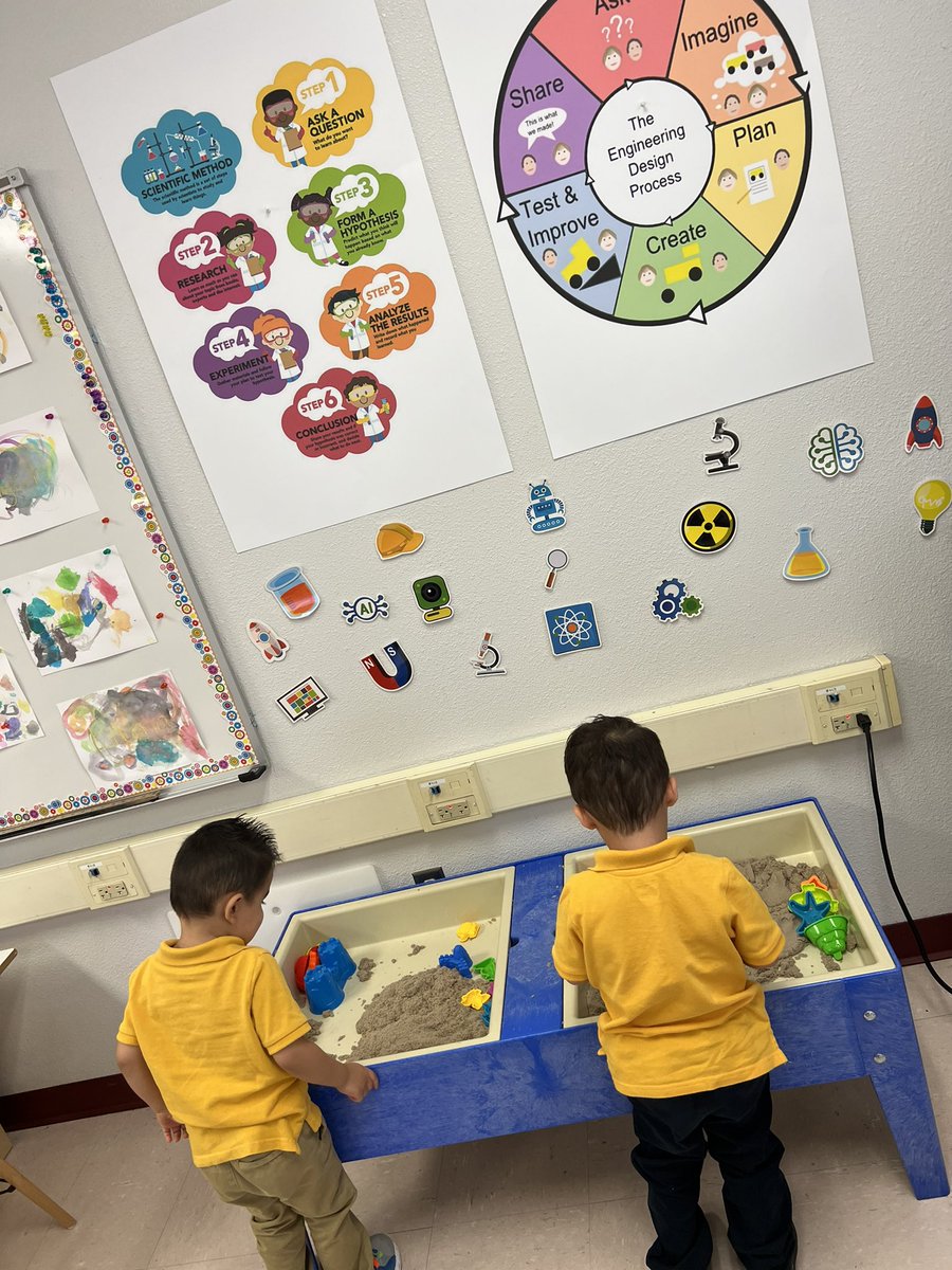 SierraVista_SA's tweet photo. PreK3 explorations! #TeamSISD #Yahoo #TicketToSuccess https://t.co/O2ogLK9txJ
