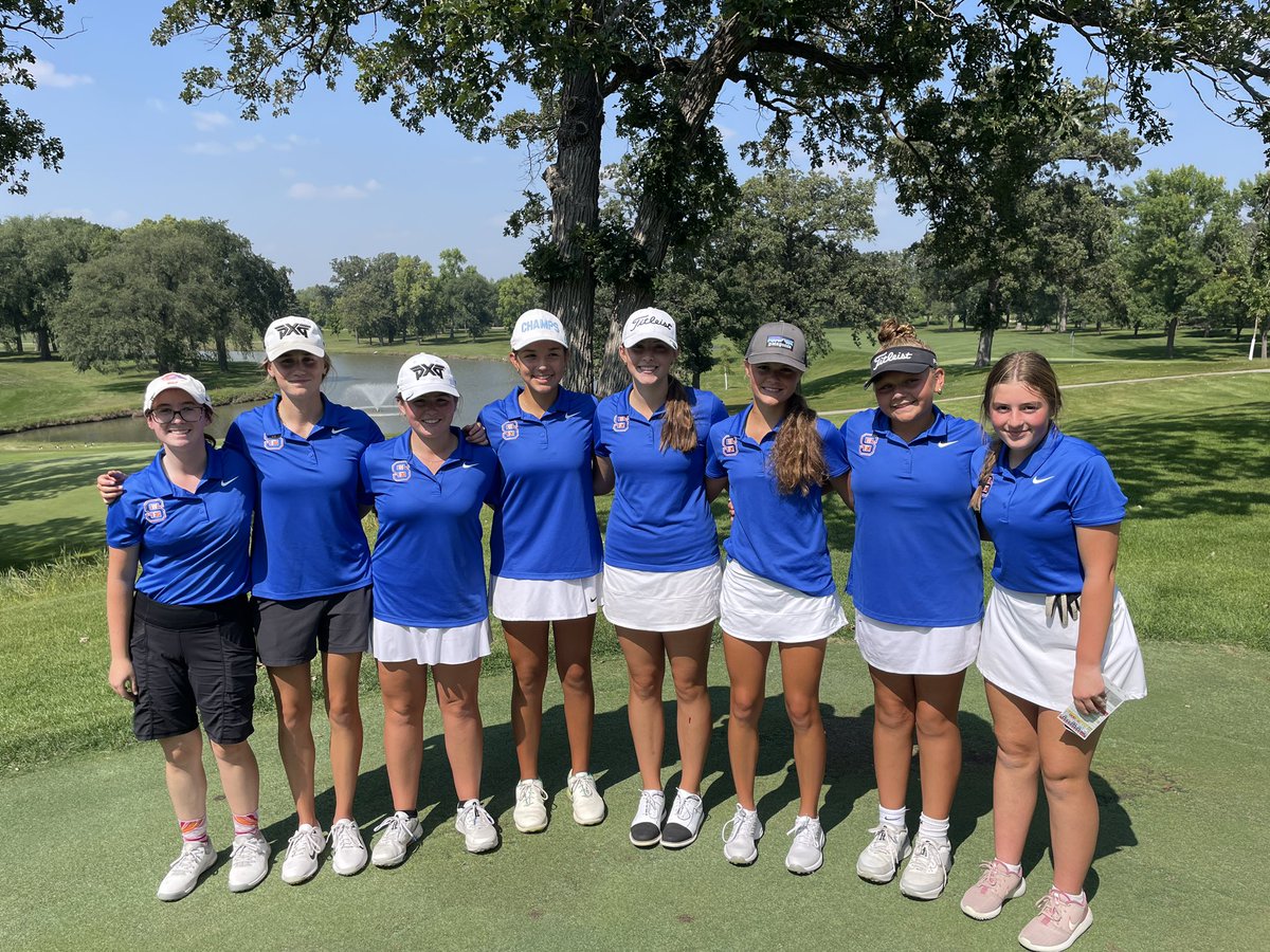 SHEYENNEGOLF's tweet photo. 🥉 Another 3rd place finish!🥉

Mustangs didn’t have their best stuff early but found a way to climb back a few spots.

Individual Results:
@payton_stocker — 78 (4th)
@Zoe_Keene30 — 83 (6th)

8th grader Harper Schulz shot her PR (93) and took 27th

@wfsheyenne @WFMustangAD https://t.co/kmDAexi3BM