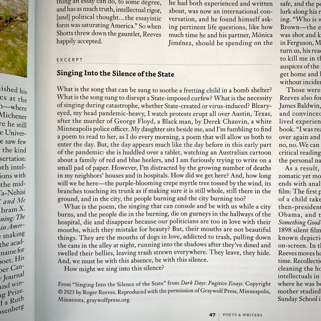 MichenerCenter's tweet image. The newest issue of @poetswritersinc has arrived with MCW alumni &amp;amp; faculty member Roger Reeves on the cover! Plus, an interview by @bird_songoftheyear with Reeves on his just-out book of #prose, DARK DAYS: FUGITIVE ESSAYS. Head to the link in our bio for the full issue!