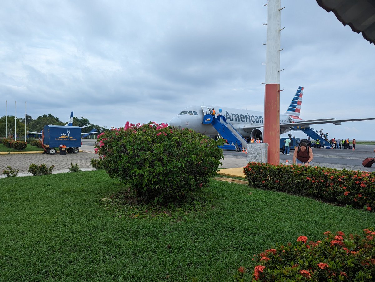 Landed safe in Honduras.  Ready for a long weekend of scuba diving!