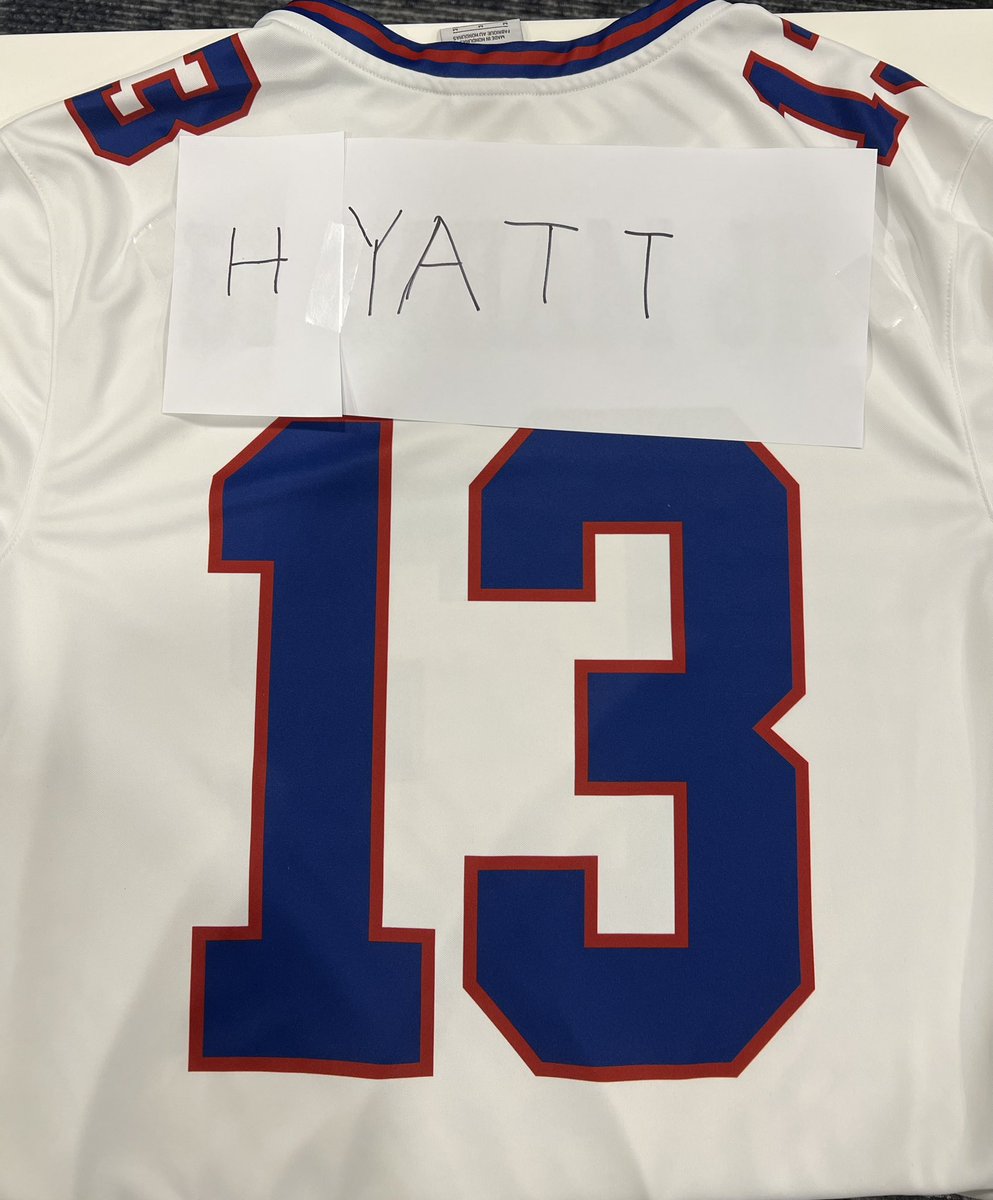 My son is going to be so excited that I got him a brand new @jalinhyatt #NYGiants jersey for Week 1 vs Dallas. 🤣