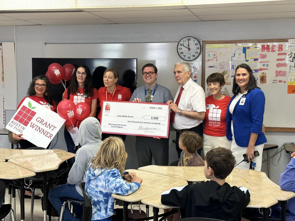 LivelyFalcons's tweet photo. So thankful for @AustinEdFund and congressman @LloydDoggettTX  for prioritizing AISD students and funding 2 Lively grant proposals! Teacher, B. Garcia, and counselor, M. Garcia, were awarded a total of $8500 for their projects in Anthropology and student culture! @Secondary_AISD https://t.co/SMh8wsjOMS