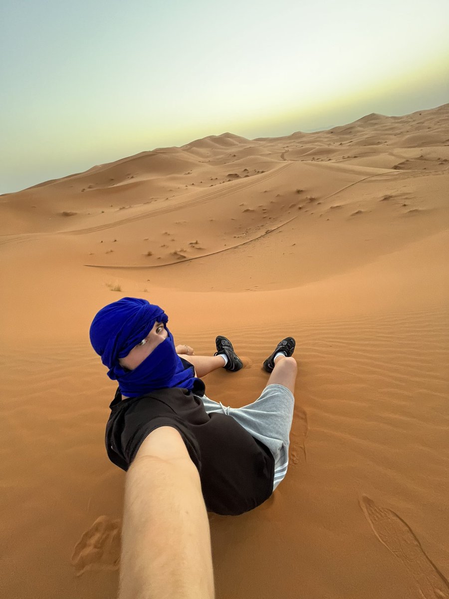 "𝕾𝖎𝖝𝖙𝖊𝖊𝕹.🦇" tweet media