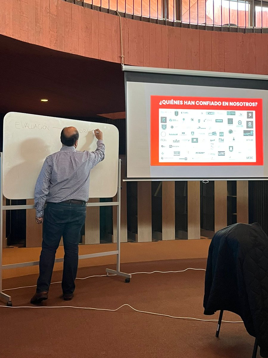 OTLCIPA's tweet photo. 🚀📷 ¡Increíble mañana de aprendizaje! 📷📷 Estuvimos presentes en la charla sobre 'Valorización de tecnologías para innovar en mi empresa', organizada por @otlubb. 📷  #Tecnología #Empresas #OTLCIPA" https://t.co/6izBC9Vuw4