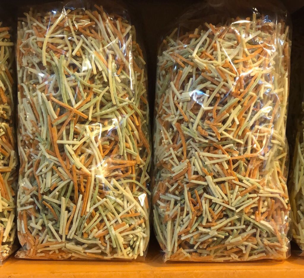 Arkadaşlar RT yaparak destek olabilir misiniz 

Çiçek balı 
Meşhur kestane balı 
Cevizli muska tatlı 
Sebzeli erişte 
Sade erişte 
Acısız tarhana 

Sipariş için mesaj atabilirsiniz 
0501 342 02 91 whatsapp