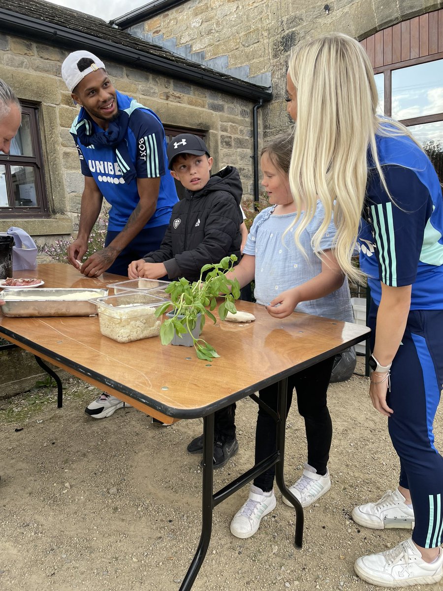 Grimes Dyke Primary School tweet media