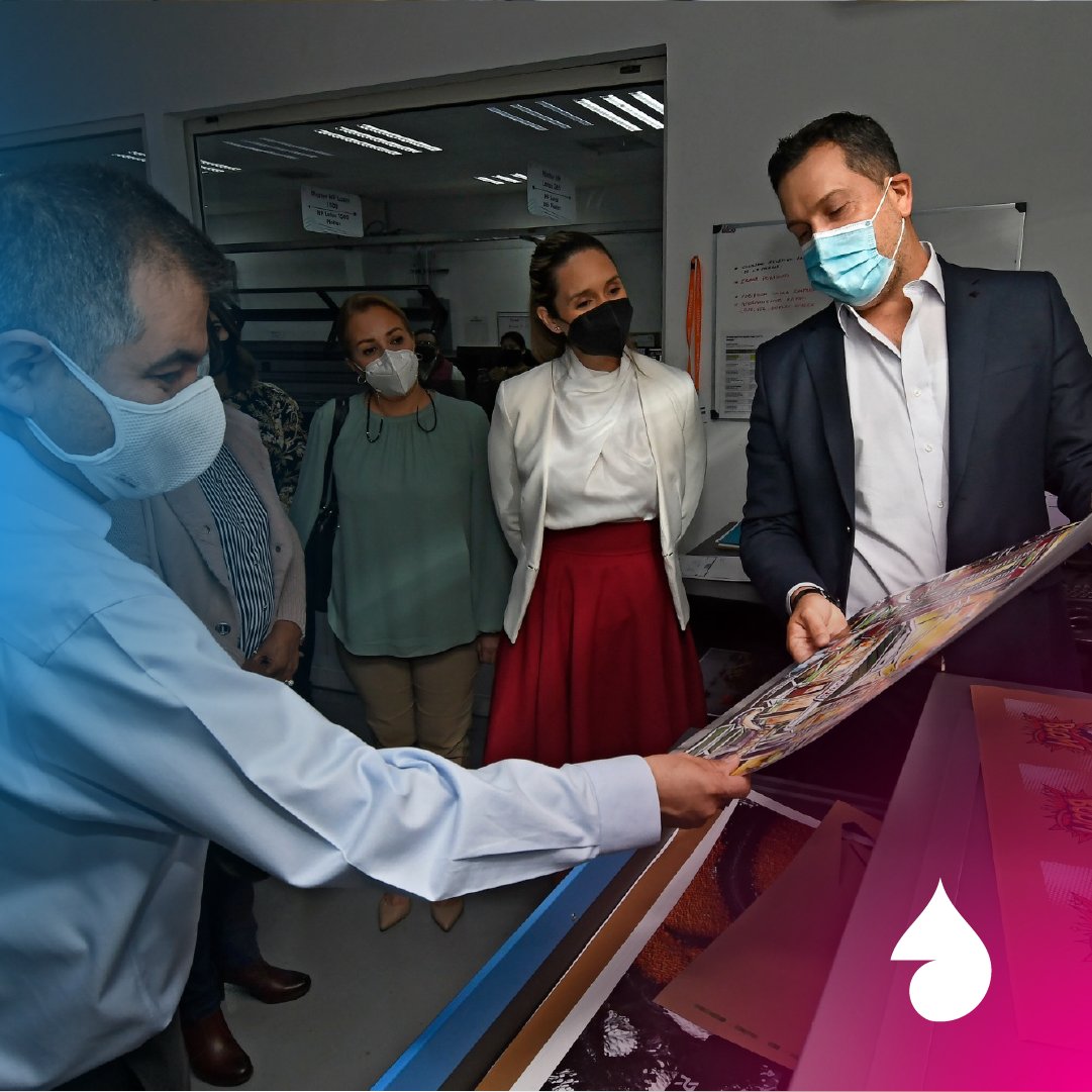 mediopliegomx's tweet photo. Desde 2014 hemos evolucionado hasta convertirnos en un importante aliado en la comunicación visual de las marcas.✨ Hoy estamos seguros que somos una de las soluciones más robustas y competitivas de México y que podemos atender todas tus necesidades.    #impresión https://t.co/i1QACG1lbx