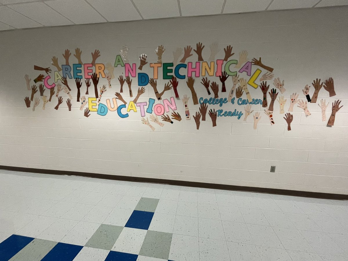 GHMS_biotech's tweet photo. @CTE is for everyone! @OCSCTE @GHMS_Grizzlies #ourgravelly #crosstheline
#iamCTE #CTEwithoutlimits https://t.co/sGcyzBuUmt