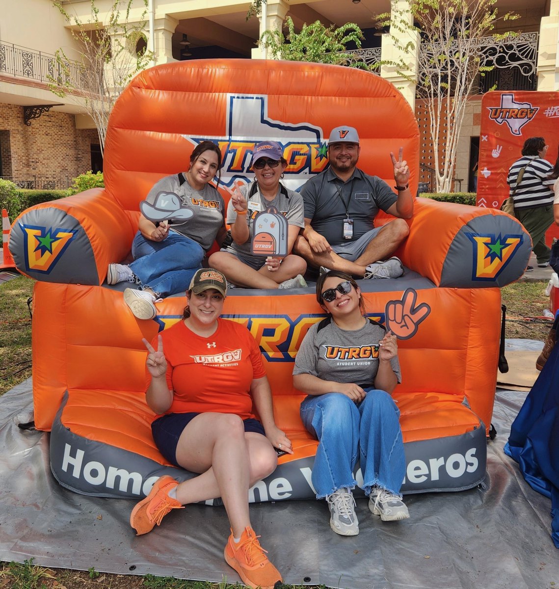 UTRGVStaff's tweet photo. Staff Senator-Cristina Rodriguez strikes a pose with colleagues, Melissa De La Rosa, Edna Zambrano, Sergio Martinez, and Anahi Esquivel Cantu! ✌️🧡

#UTRGV #VStaff #FindYourOrange
#utrgvwelcomeweek https://t.co/fX9AAbDwdj
