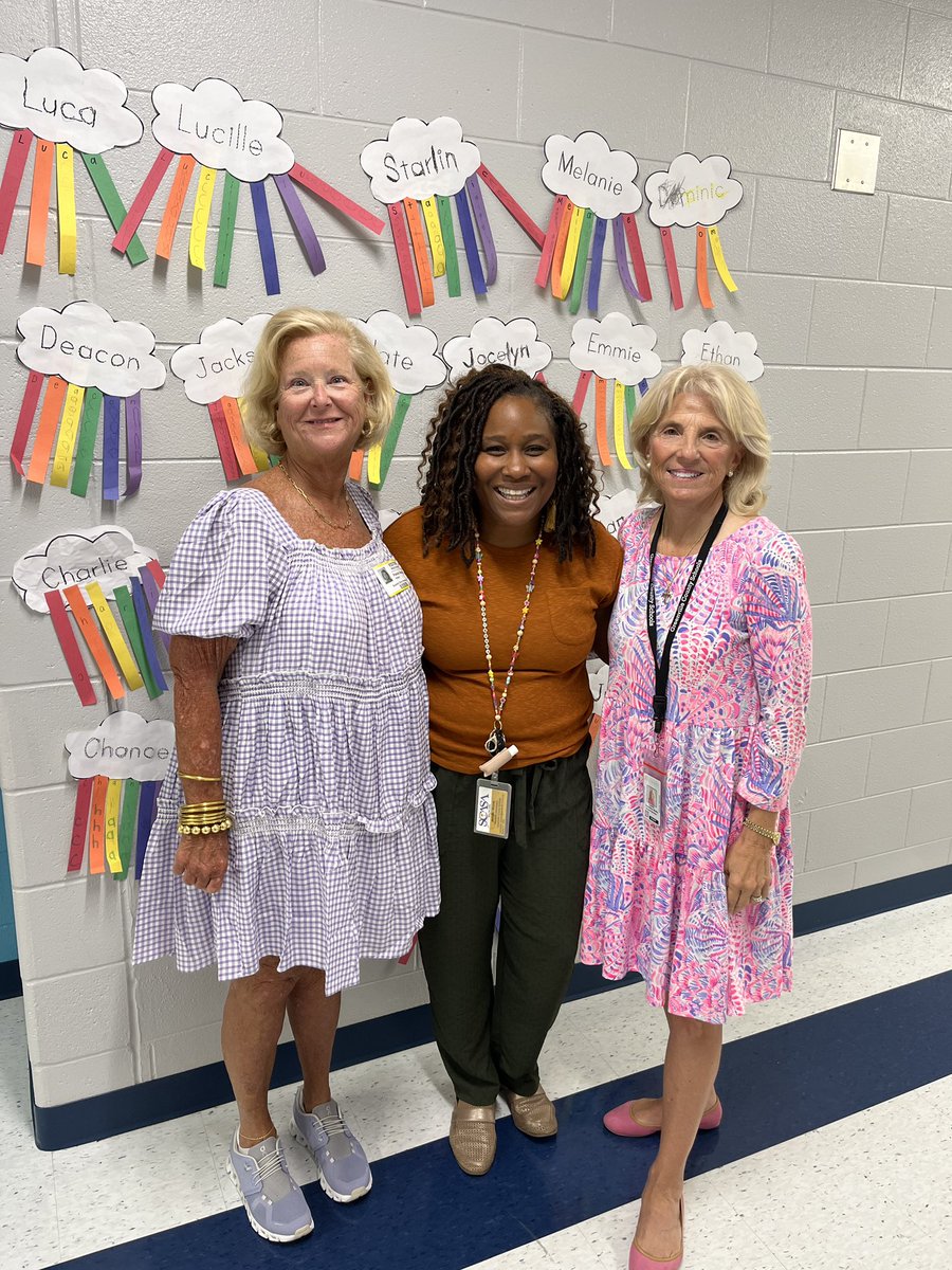 Jennifer Woody (@principalwoody) on Twitter photo So thrilled to have our <a href="/gcschools/">Greenville County Schools</a> school board representative Lynda Leventis- Wells and community member/grandparent Mrs. Simpson visit us <a href="/SummitDriveES/">SummitDrive</a> today! We love having visitors see the amazing things we’re doing! #summitshines So thrilled to have our <a href="/gcschools/">Greenville County Schools</a> school board representative Lynda Leventis- Wells and community member/grandparent Mrs. Simpson visit us <a href="/SummitDriveES/">SummitDrive</a> today! We love having visitors see the amazing things we’re doing! #summitshines